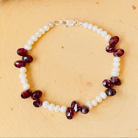 Mozambique Garnet Natural Pearl Sterling Bracelet - Picture 2 of 13